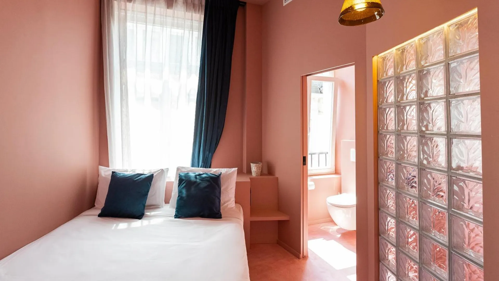 The Mila Hotel Brüksel 0*,