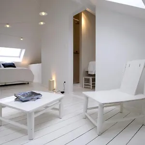 3* Guest house La Maison Haute